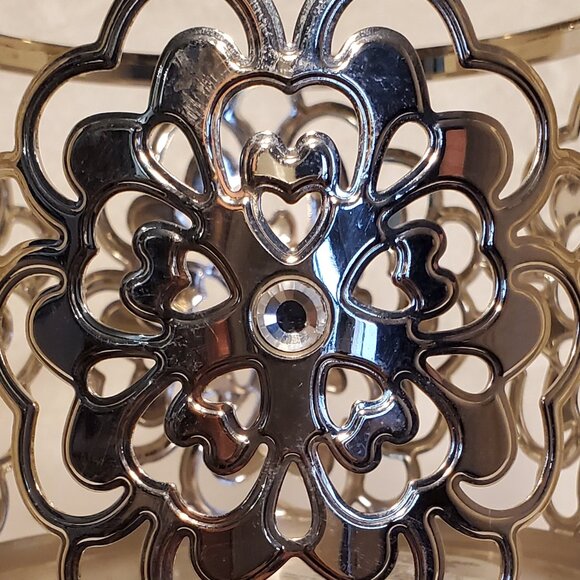 Bath & Body Works Flower Heart Gem Pedestal 3-Wick Candle Holder Sleeve - Picture 5 of 5